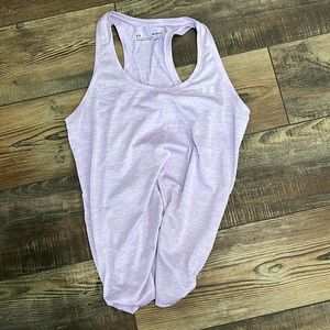 Womens UA tank